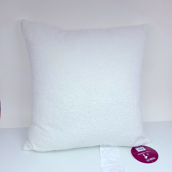 Snoopy Sherpa Peanuts Pillow, embroidered detail, 18”x18”, removable cover NEW - Picture 2 of 16